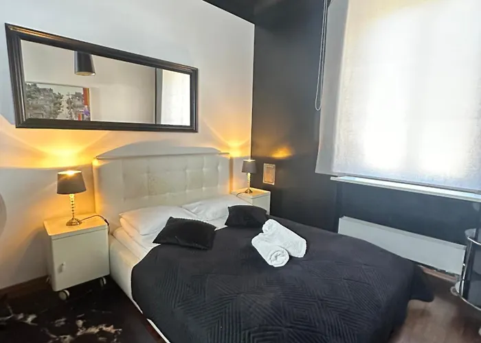 Chmielna Guest house *