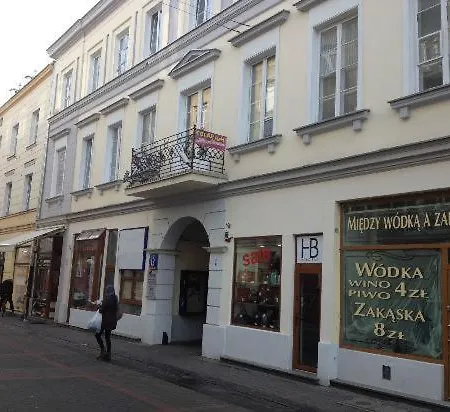 Chmielna 게스트하우스 *